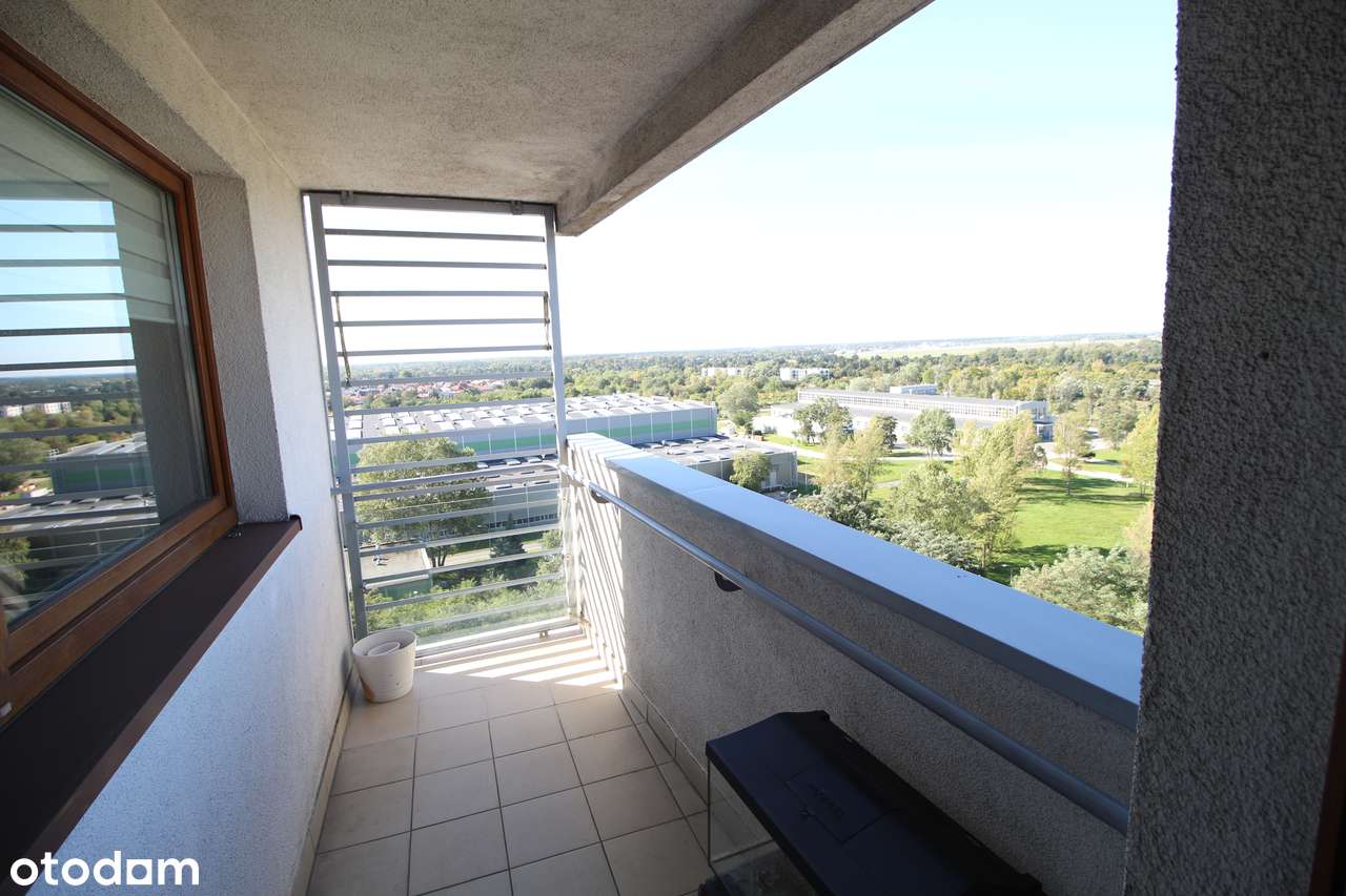 Jeżyce os. Lotnictwa Apartament z lotniczymi widokami-16