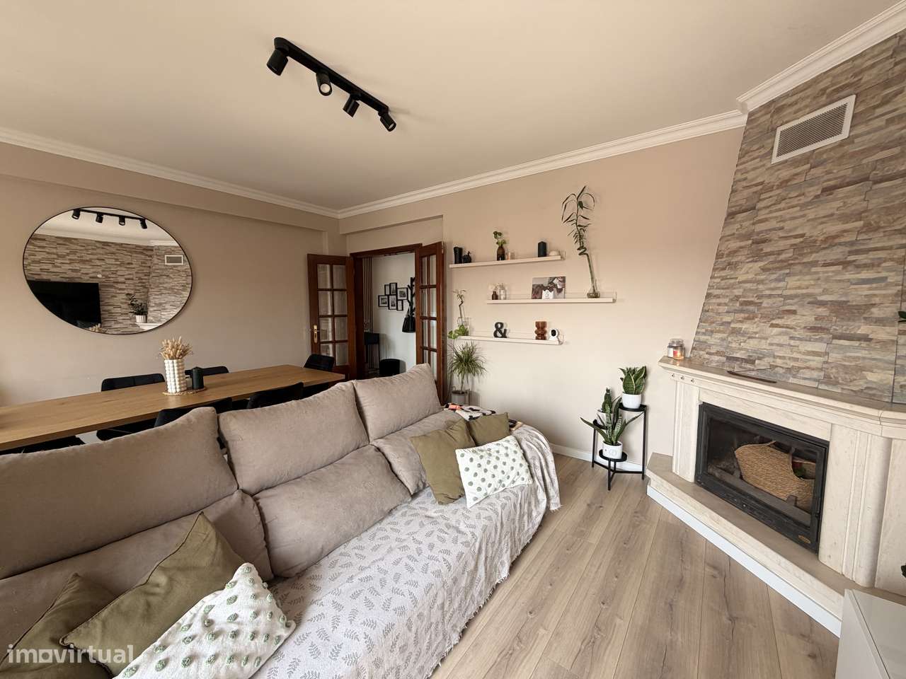 Apartamento T3 com Varanda - Quinta do Conde - 300.000€-4