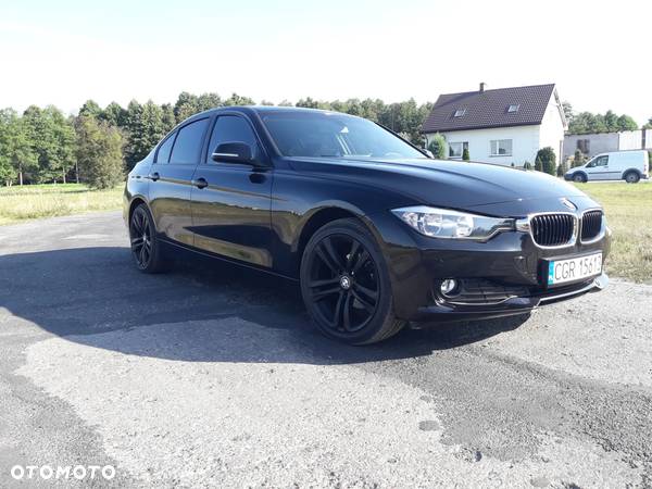 BMW Seria 3 318d - 6