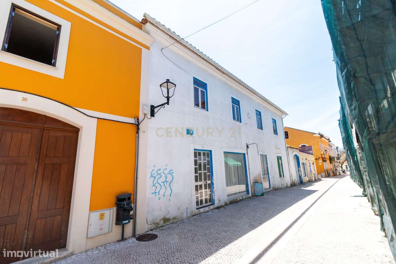 Edifício Espaçoso em Marinha Grande - Oportunidade Única! - Grande imagem: 4/19