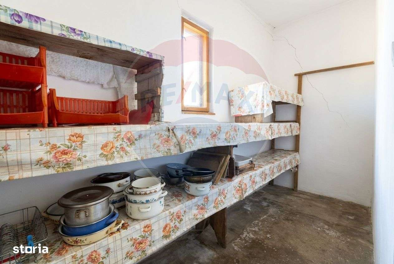 Casă cu 3 camere - str. Primaverii-8