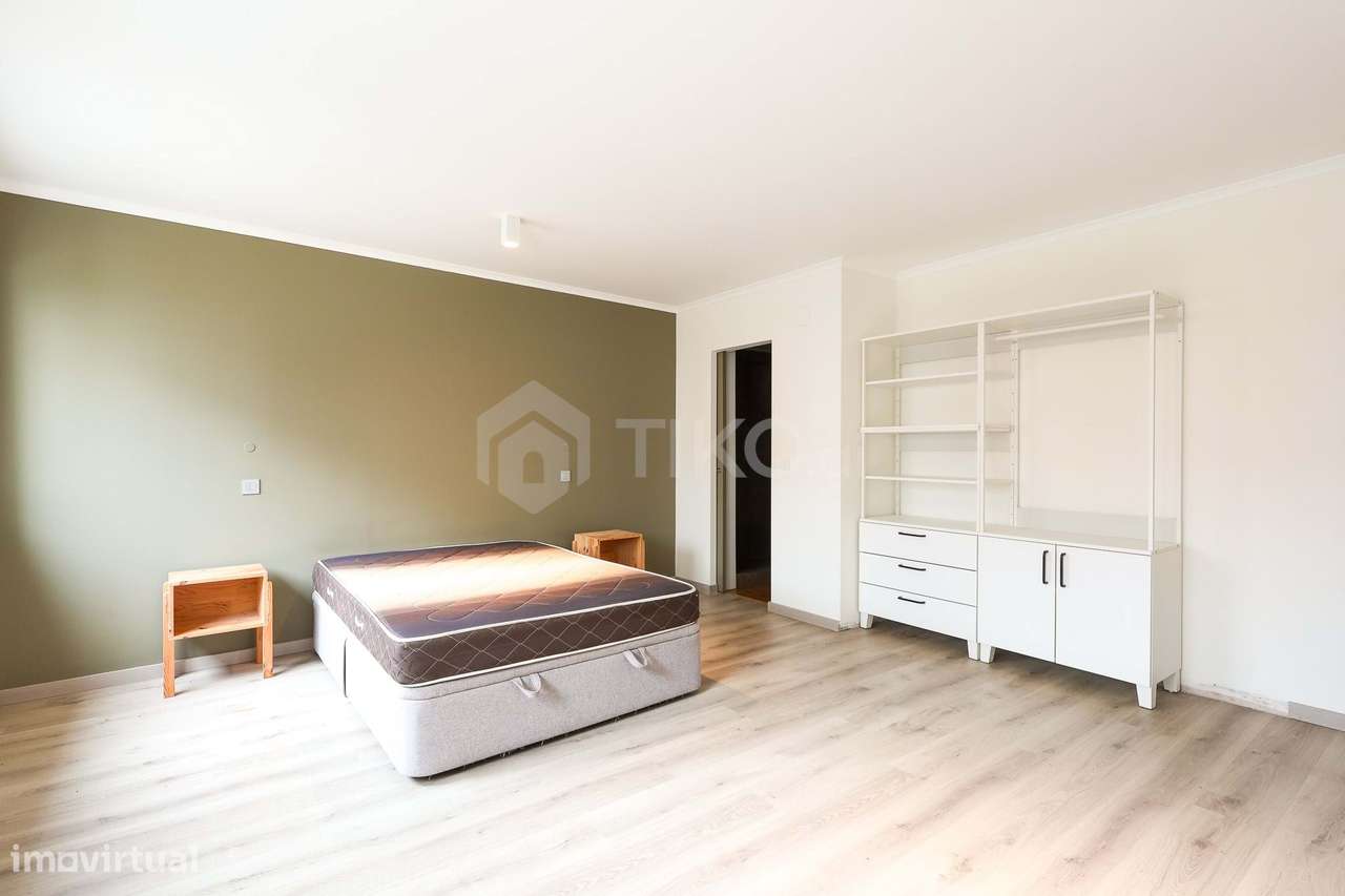 T4 CONVERTIDO EM T3 DE ALTO PADRÃO | 163 M² | 2 GARAGENS + ARRECADAÇÃO-17