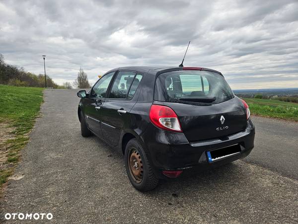 Renault Clio - 3