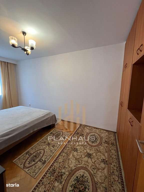Apartament 3 camere ,ultracentral Biblioteca Judeteana,etaj 1 , garaj - Imagine principală: 3/18
