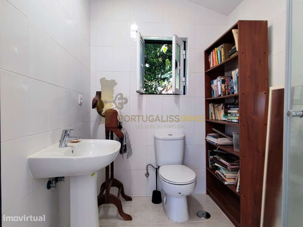Vende-se: Elegante moradia térrea com anexo e piscina aquecida - Cu...-48