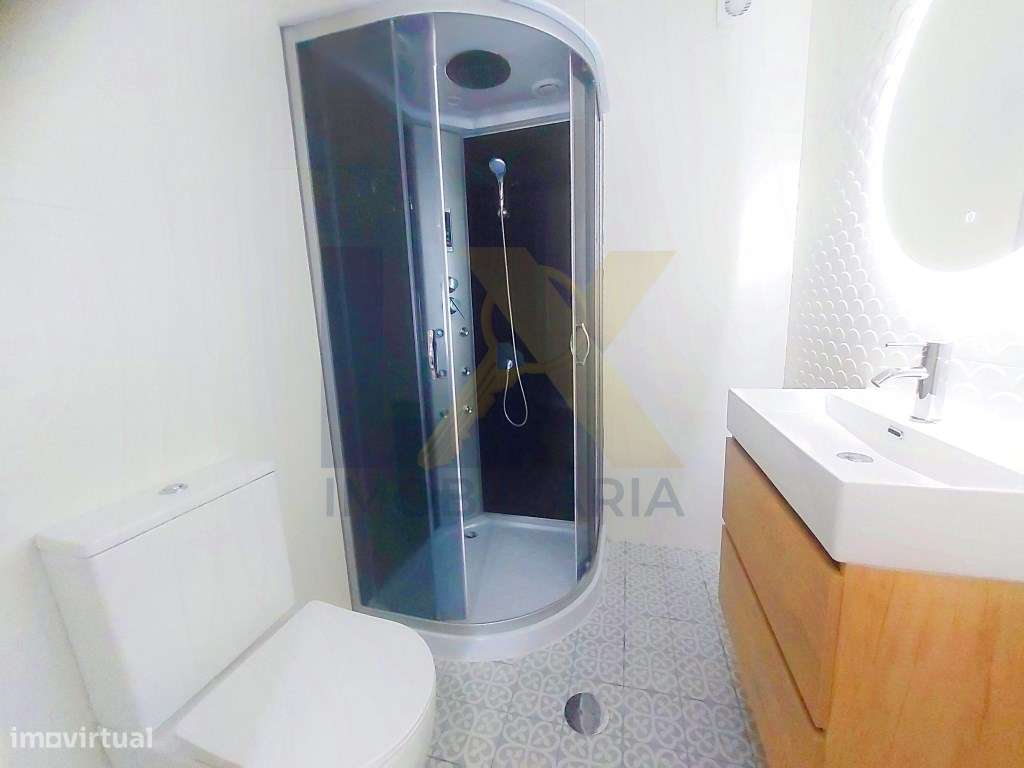 T2 com suite e quintal com churrasqueira e espaço para 2 carros em ...-11