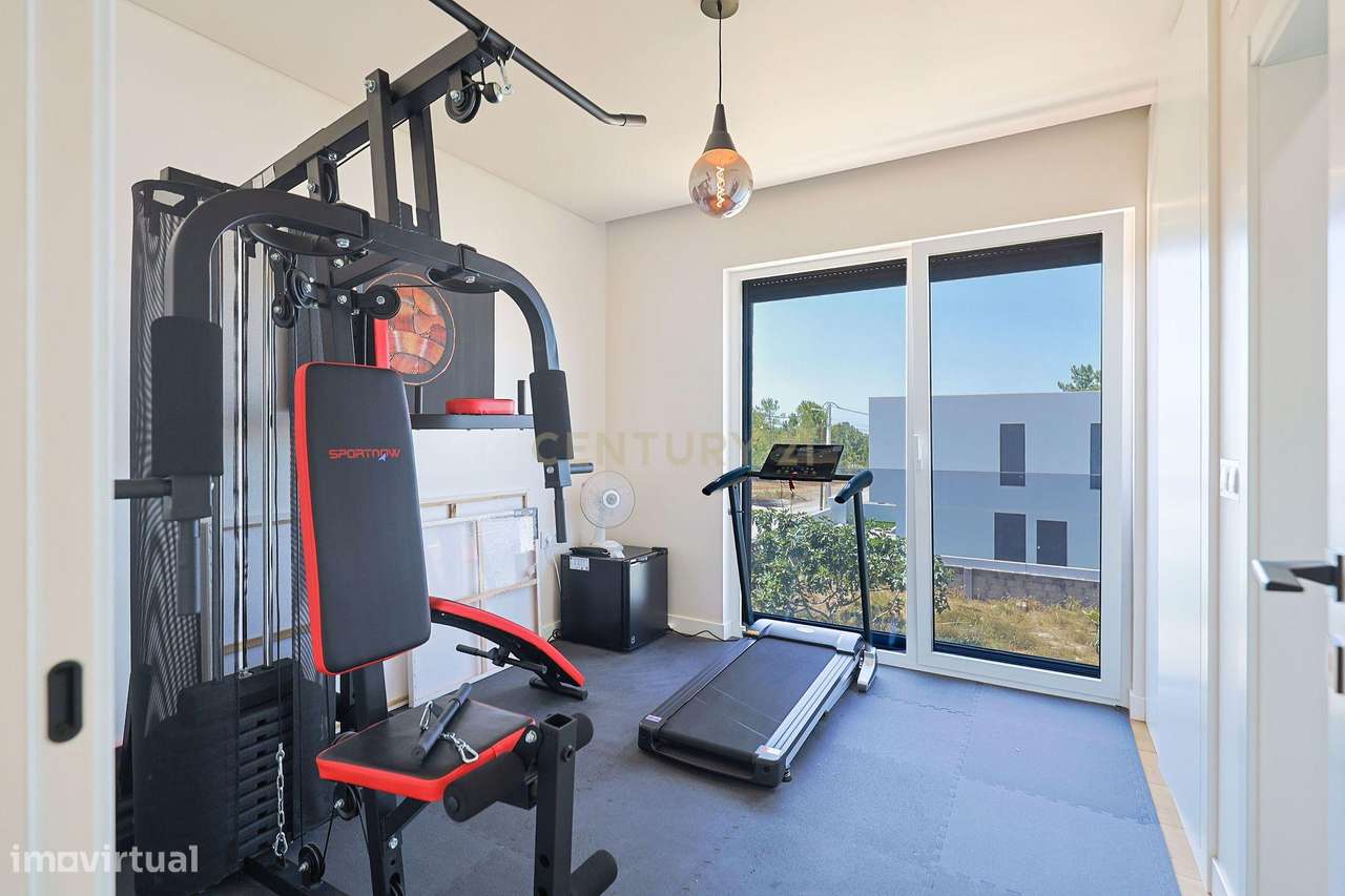 Moradia de Luxo | Duas Master Suites | Piscina de Água Salgada-32
