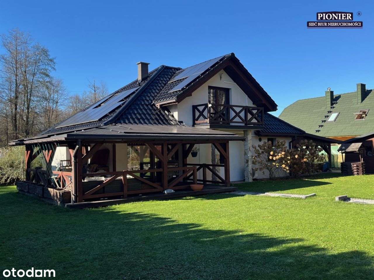 Komfortowy Dom Parterowy Z Poddaszem Użytkowym-9