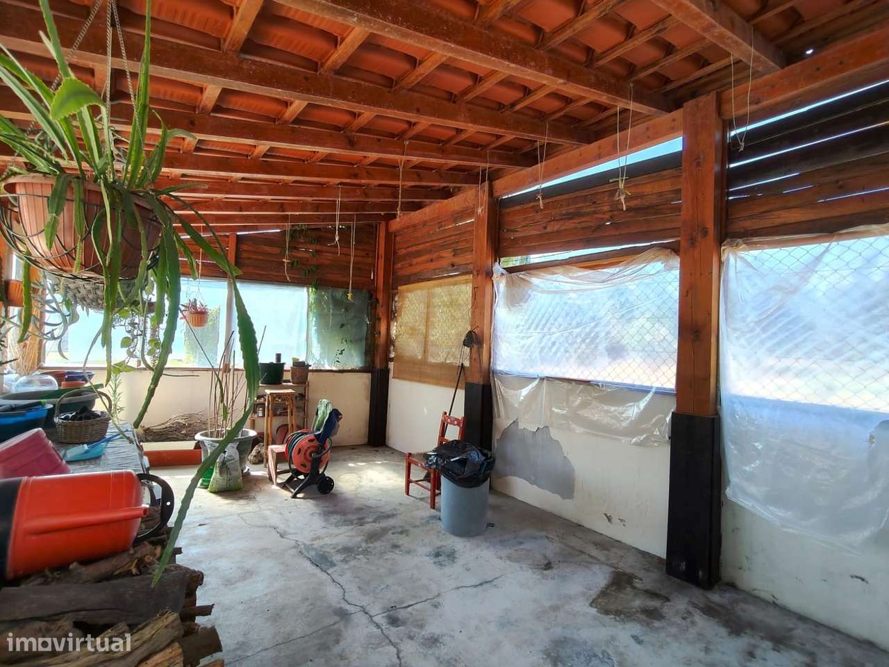Moradia T5 + 1 / piscina/ terreno / furo / Monte Redondo / Leiria-48