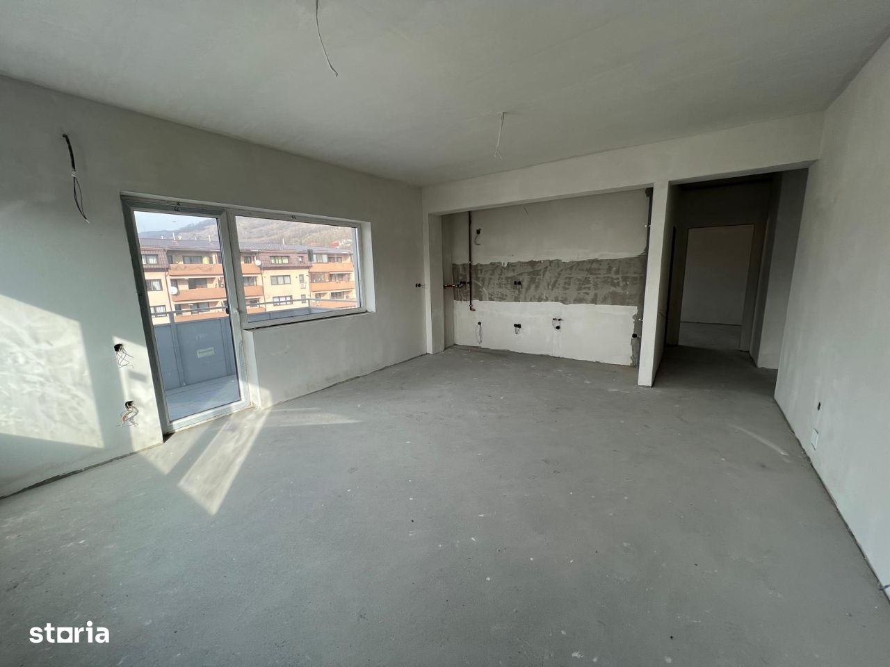De vânzare apartament nou cu 3 camere, comuna Baciu, 116000 Eur
