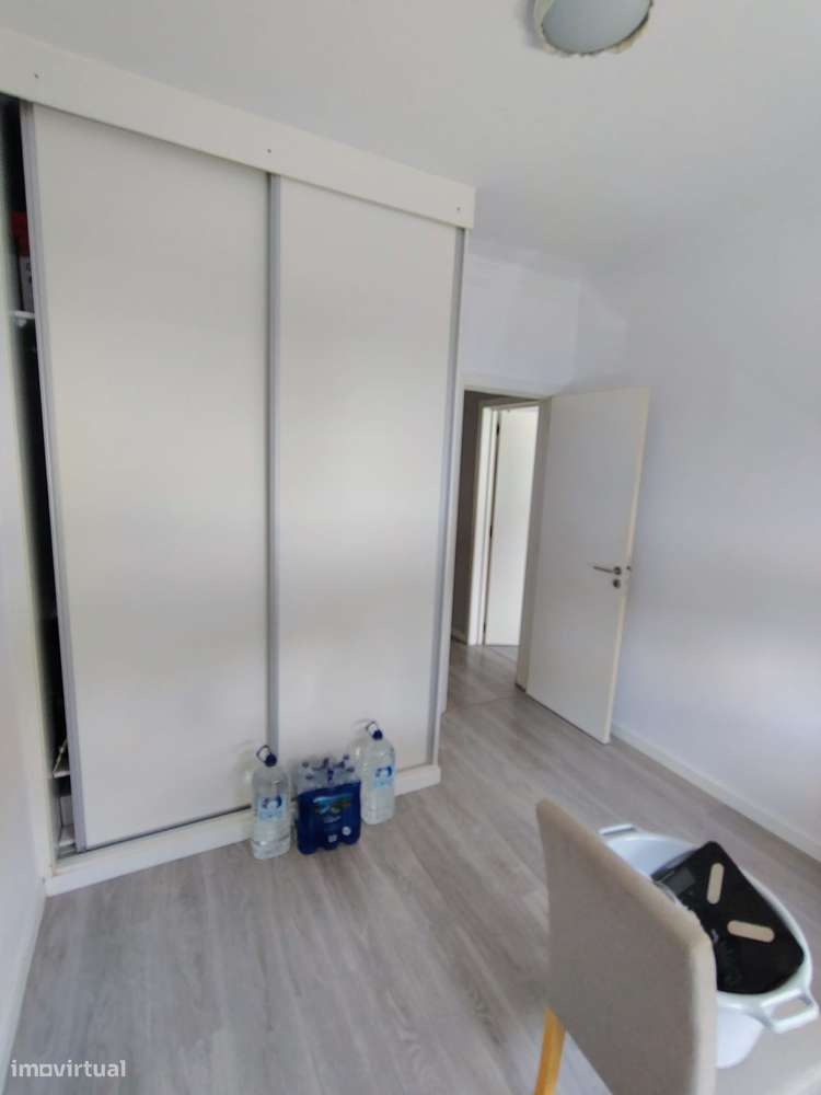 Apartamento T2 remodelado com terraço Casal Do Marco-18