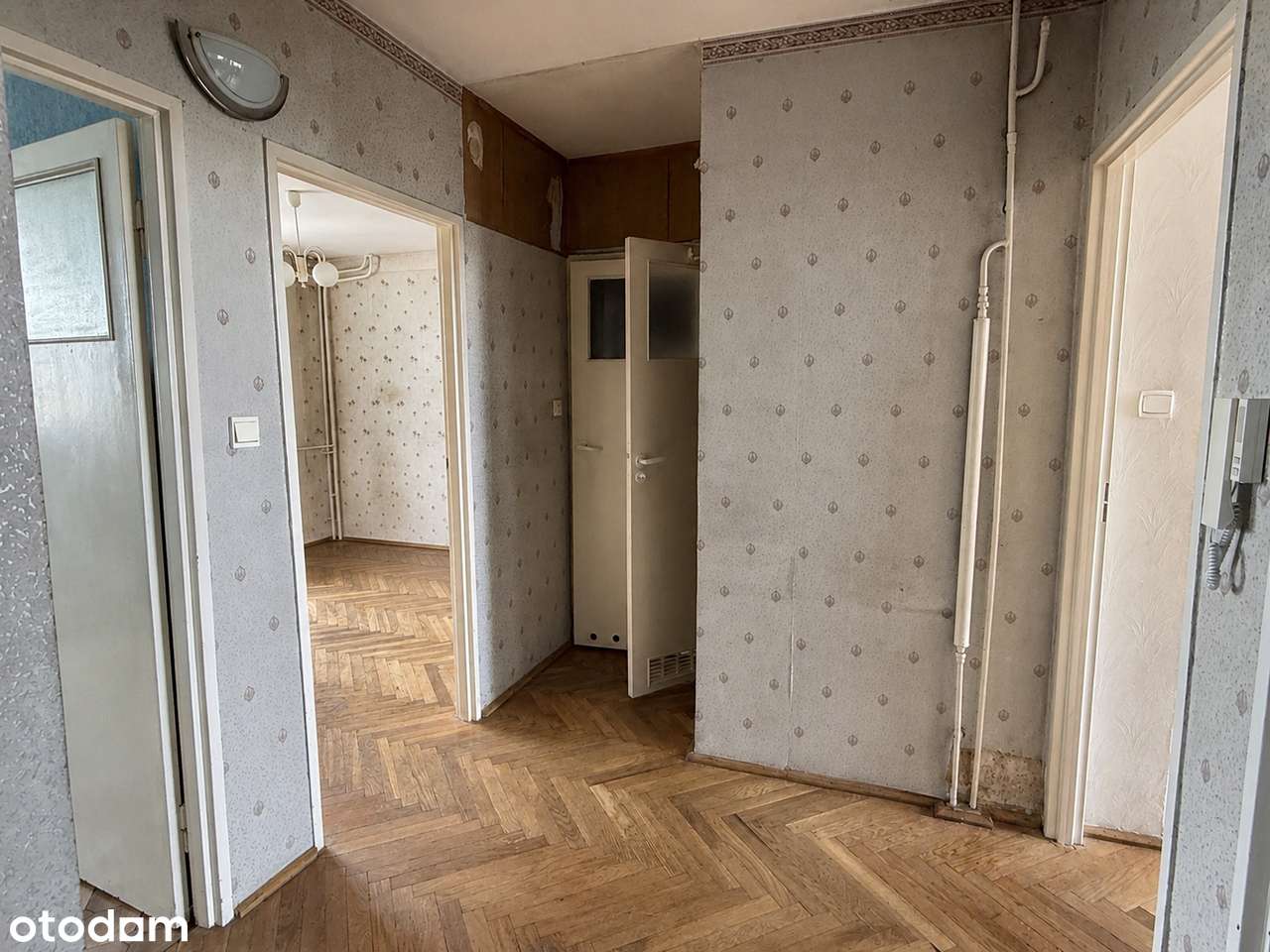 3 pokoje, balkon, piwnica, funkcjonalny układ, blisko centrum i UMP-9