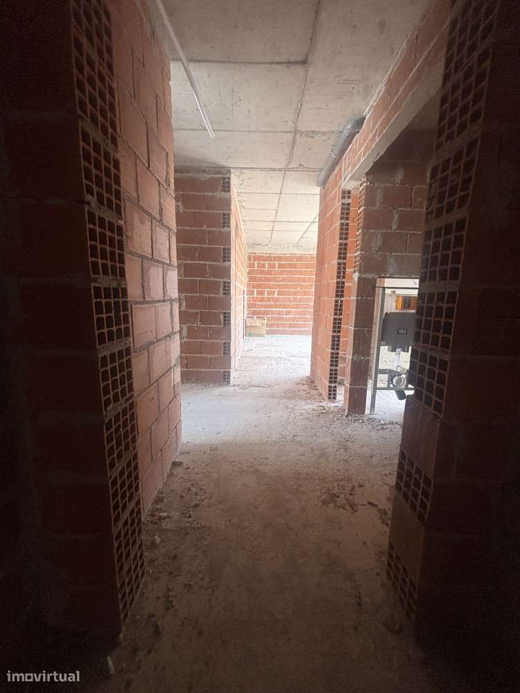 Excelente Apartamento T3 Novo em Pinhal Novo-18