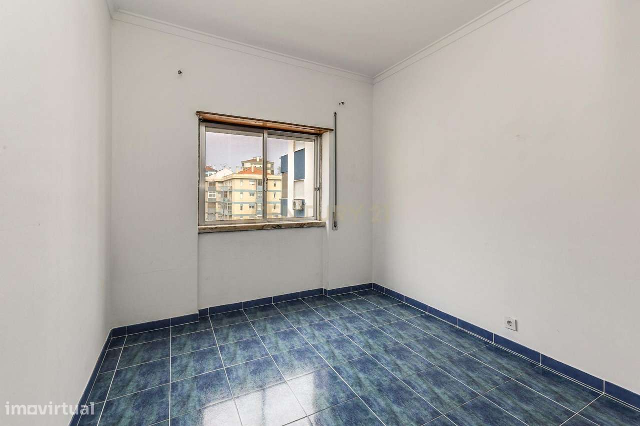 Apartamento T3 nas Paivas - Amora, junto ao Parque Urbano-9