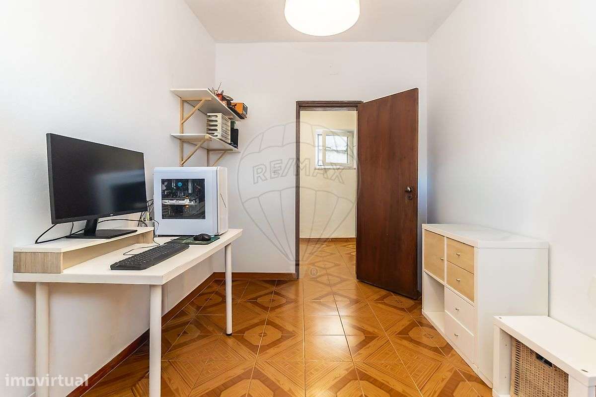 Moradia T2 para venda-9