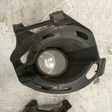 Farol De Nevoeiro Renault Clio Iii Caixa (Sb_, Sr_) - 3