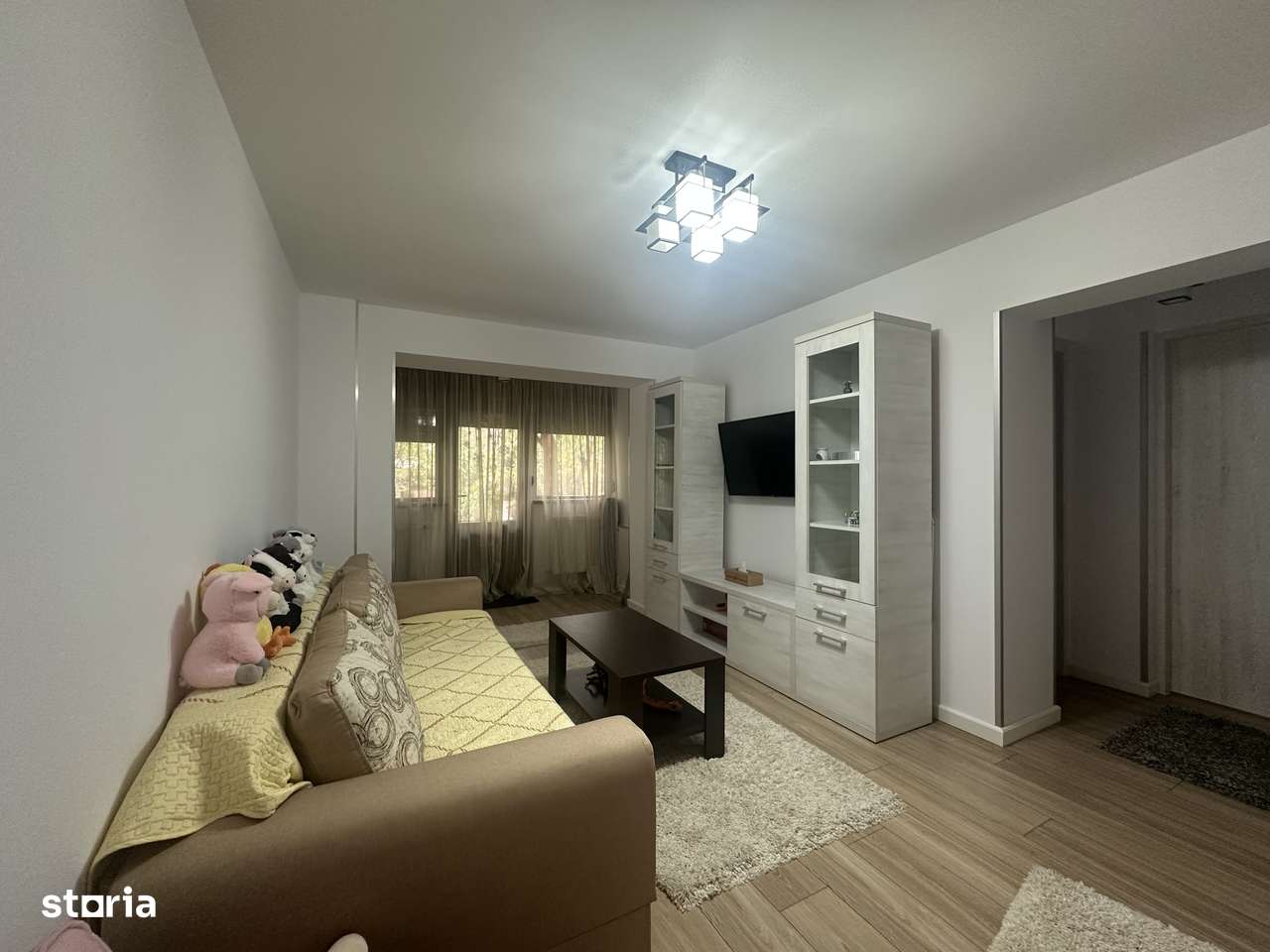 Agentia imobiliara VIGAFON vinde apartament 2 camere Malu Rosu-0