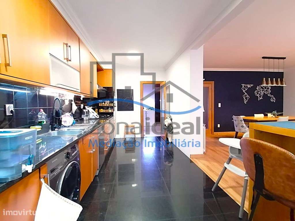 Apartamento T3 com terraço, 2 parqueamentos - Condomínio Top Reside...-8