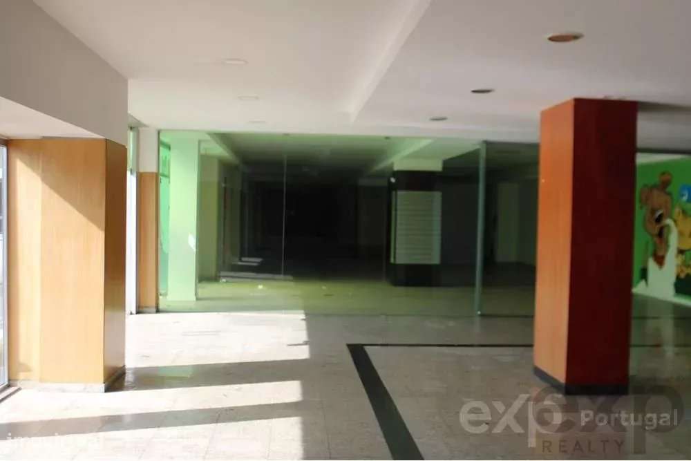 Loja com 525m2 no Parque Comercial N14, Maia - Grande imagem: 5/18