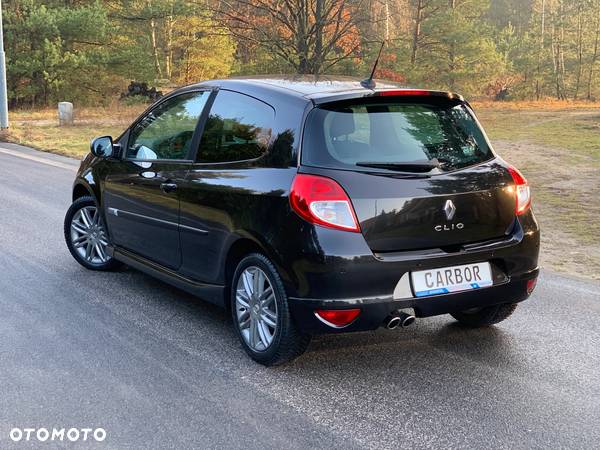 Renault Clio 1.6 16V GT - 15