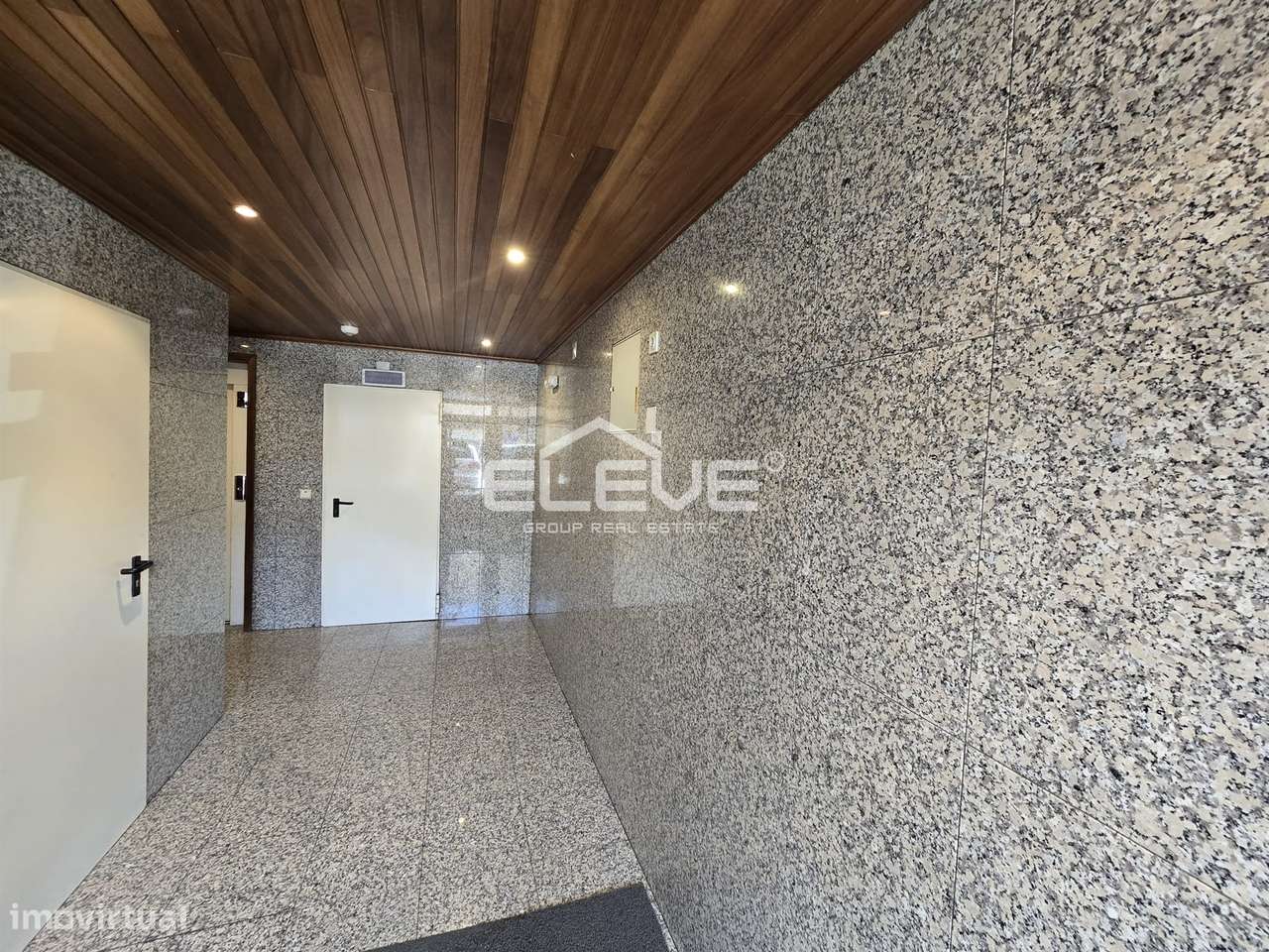 Espetacular T3 ao Metro Santo Ovideo-30