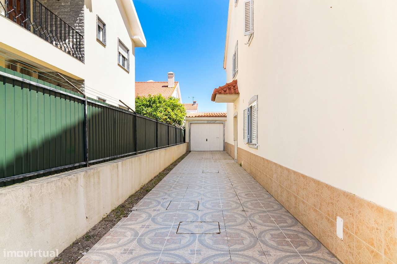 Moradia T2+2, Quinta do Conde-24