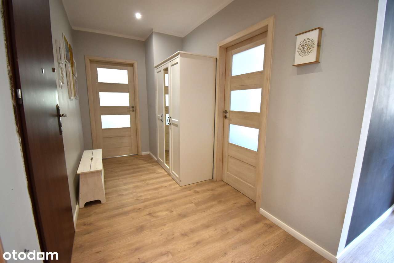 Mieszkanie 2 pokojowe w samym centrum miasta! 1 piętro, umeblowane !-15