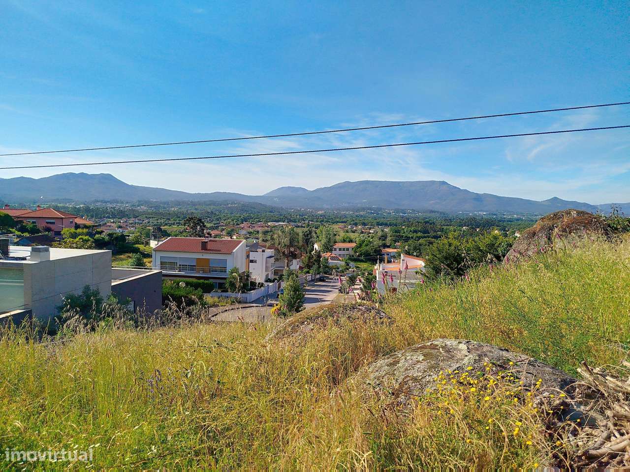 TERRENO DE CONSTRUÇÃO EM DEÃO - Grande imagem: 3/10