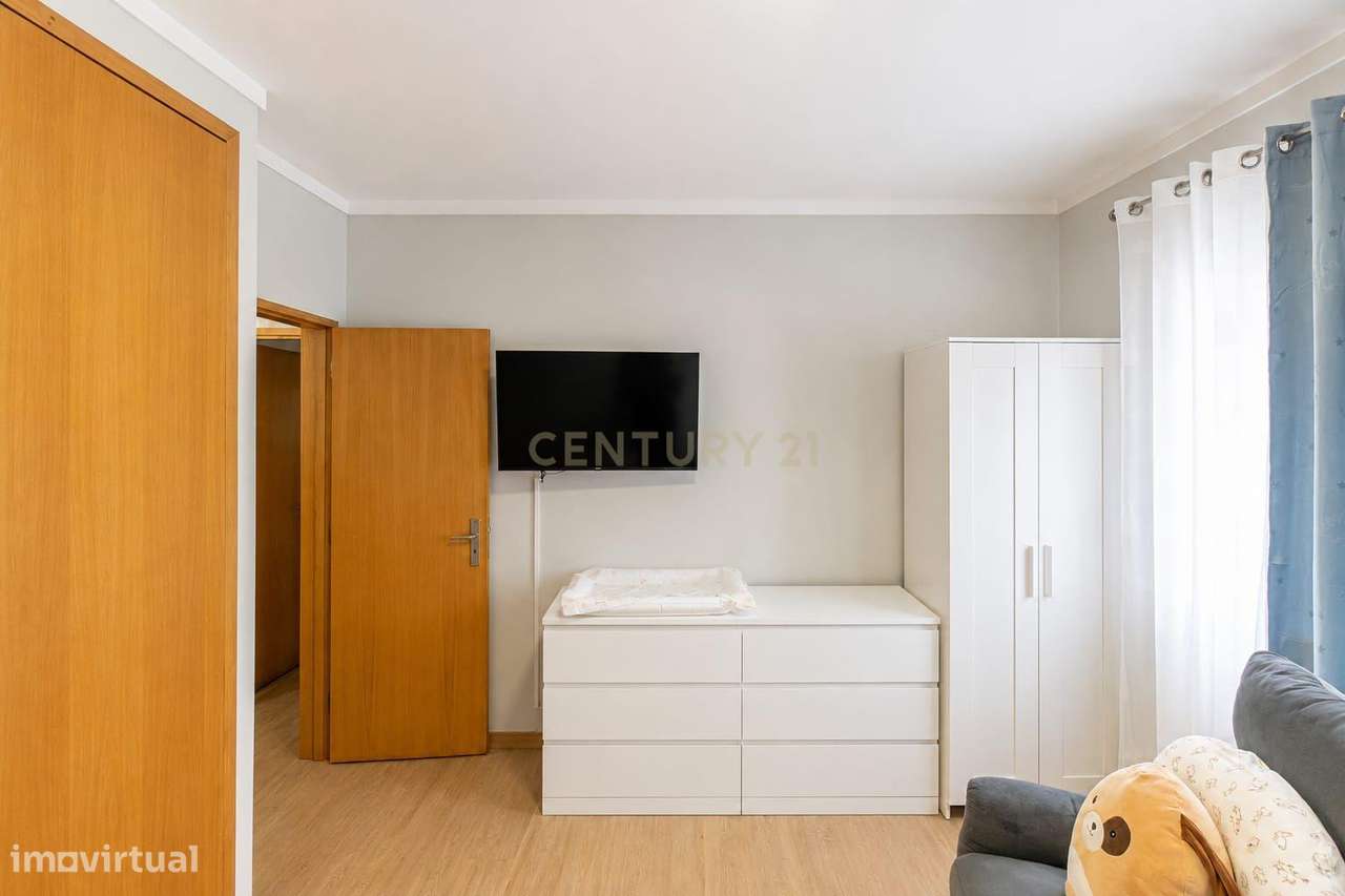 T2 EM ERMESINDE — 106 m², ÁREAS EXTRAORDINÁRIAS E QUALIDADE IMPECÁVEL-15