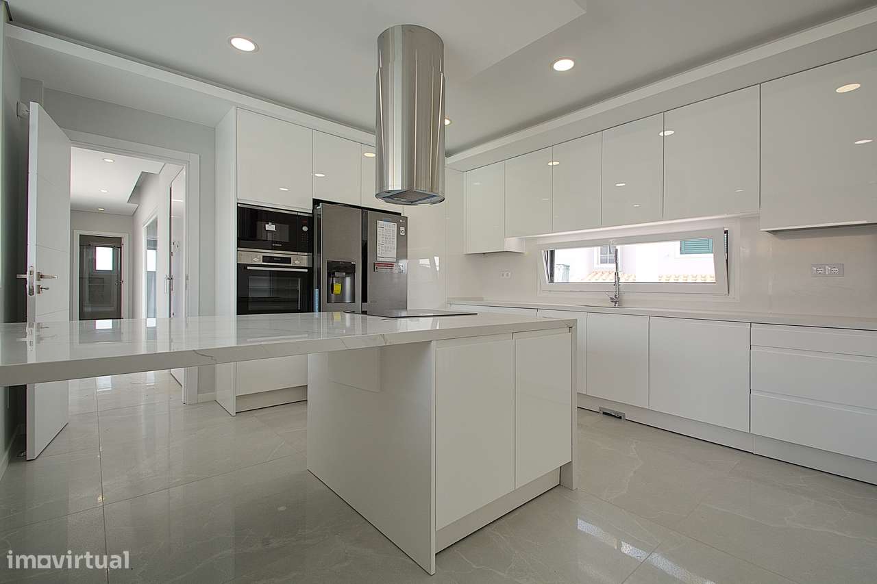 Moradia de Luxo T5 - Herdade de Aroeira-8