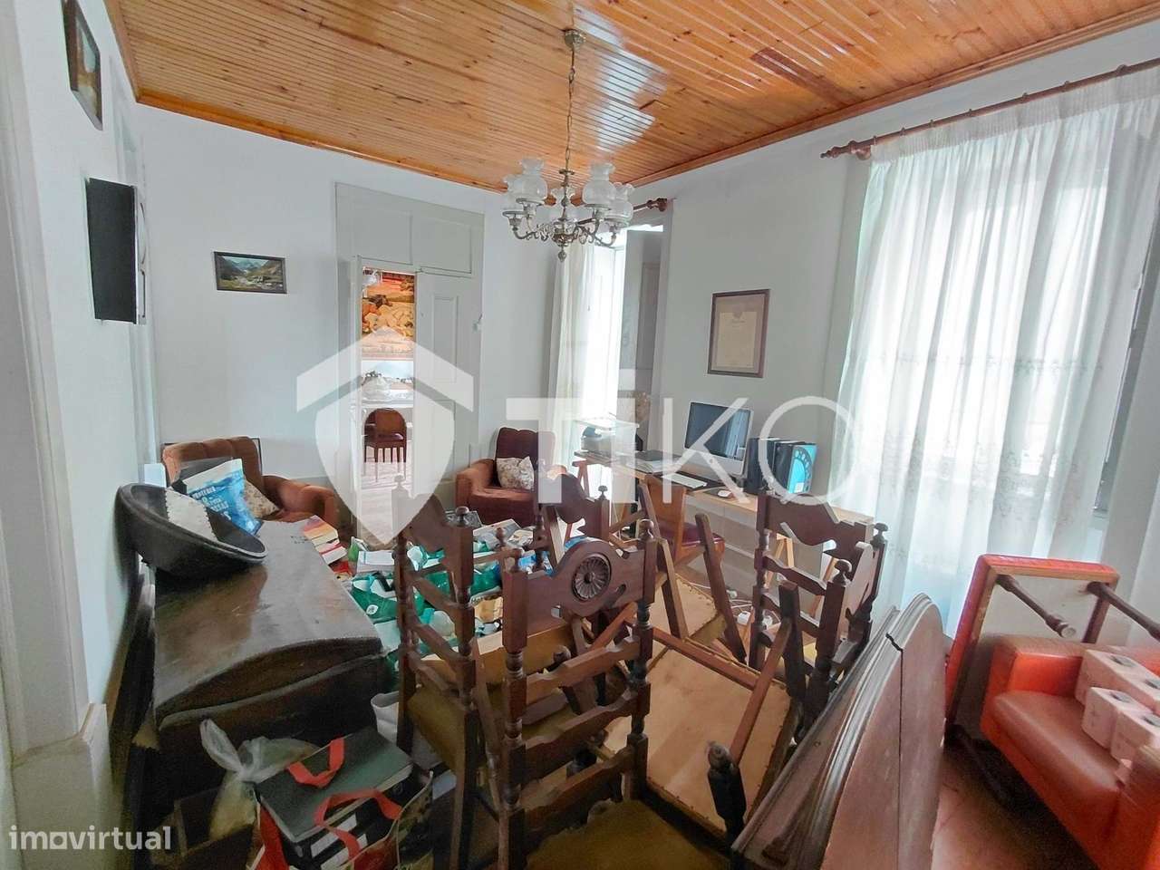 Moradia T5 Tradicional no Centro de Coja  – Ideal para Residência ou T-19