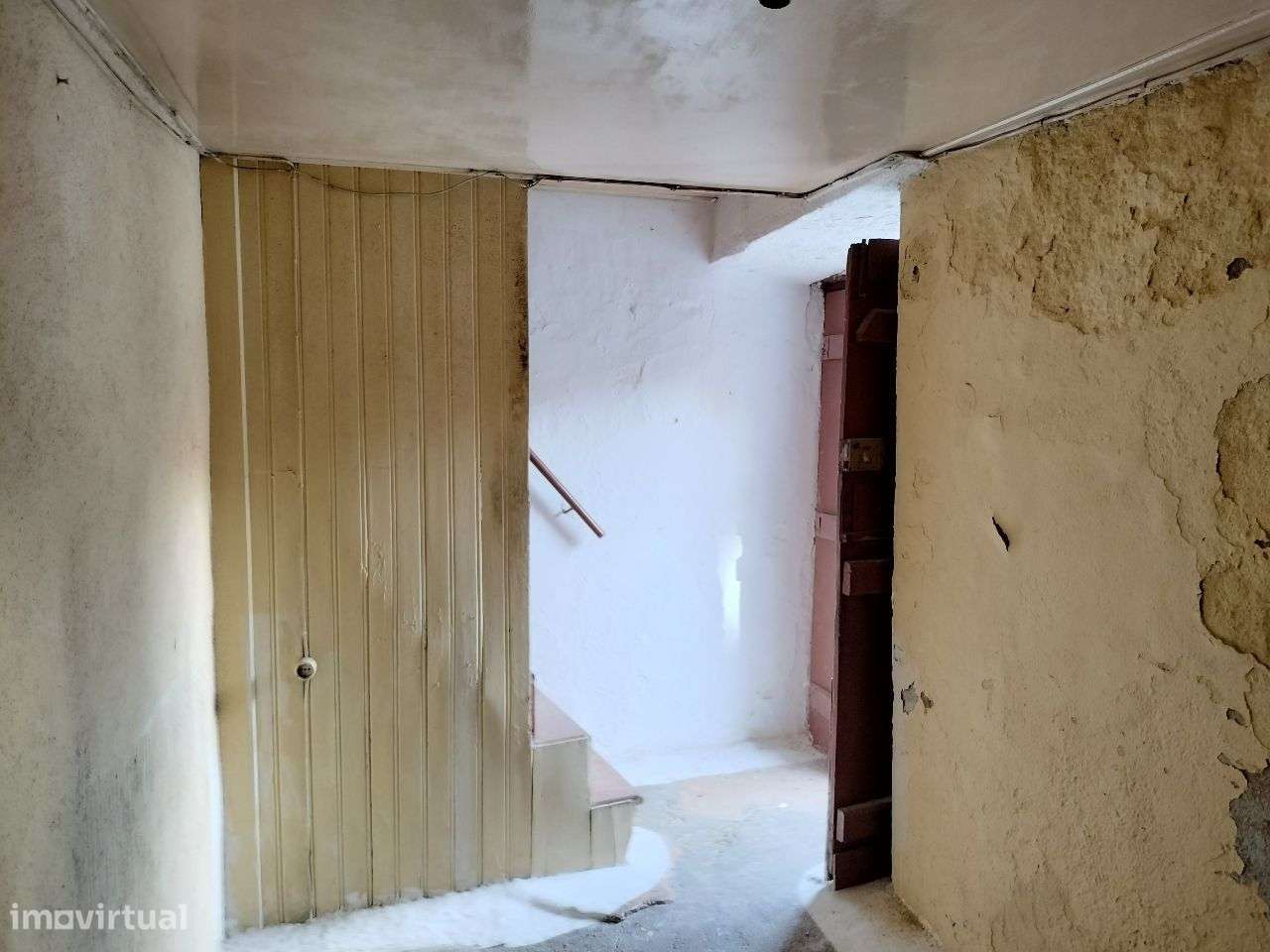 Moradia Antiga para reconstruir em Pernes - Grande imagem: 4/14