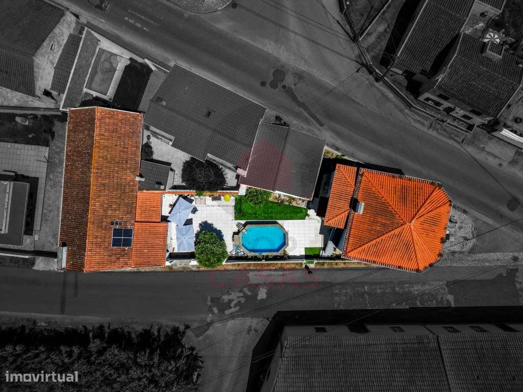 Charmosa moradia T2 em Olho Marinho, a dois passos de Óbidos e das ... - Grande imagem: 4/29