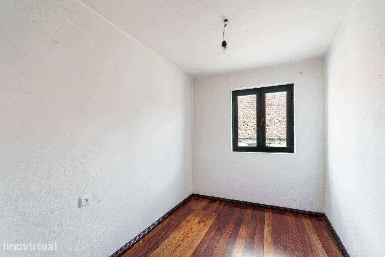 Conjunto de 4 moradias em Borbelinha, Adoufe - Vila Real-20