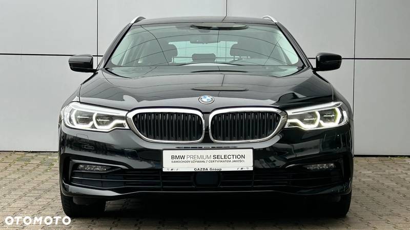 BMW Seria 5 520d xDrive Sport Line sport - 2