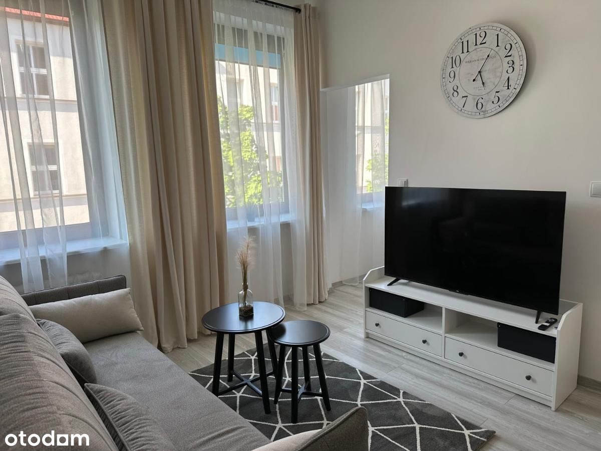 Nowoczesny Apartament na Placu Wolności | Centrum