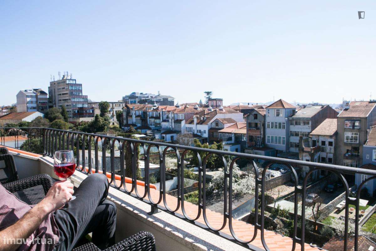 Apartamento com 1 quartos - localizado em Cedofeita Porto - Grande imagem: 3/10