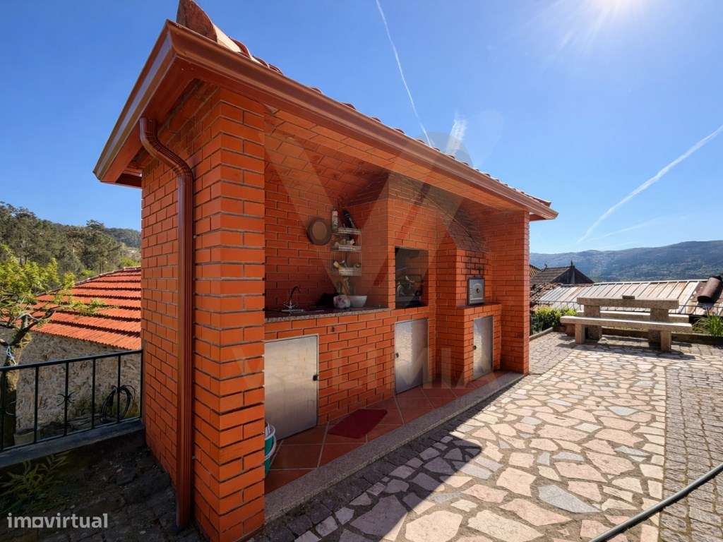 Moradia T3 e Terreno 500 m² | Sá - Arcos de Valdevez-29