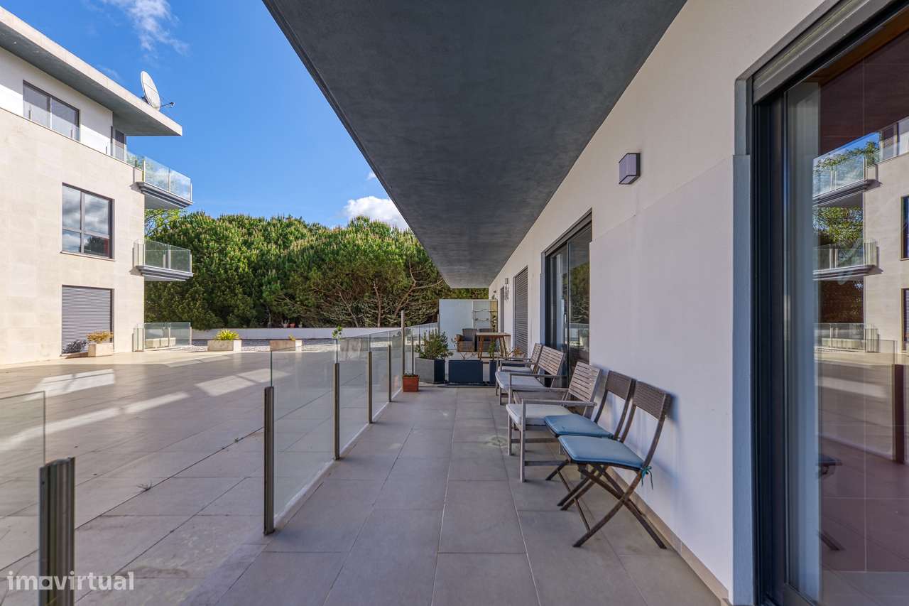 Apartamento T2, piscina e lugar de estacionamento - S Martinho Porto-42