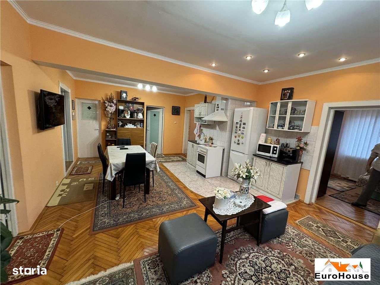 Casa de vanzare in Alba Iulia zona Centru - Imagine principală: 5/16