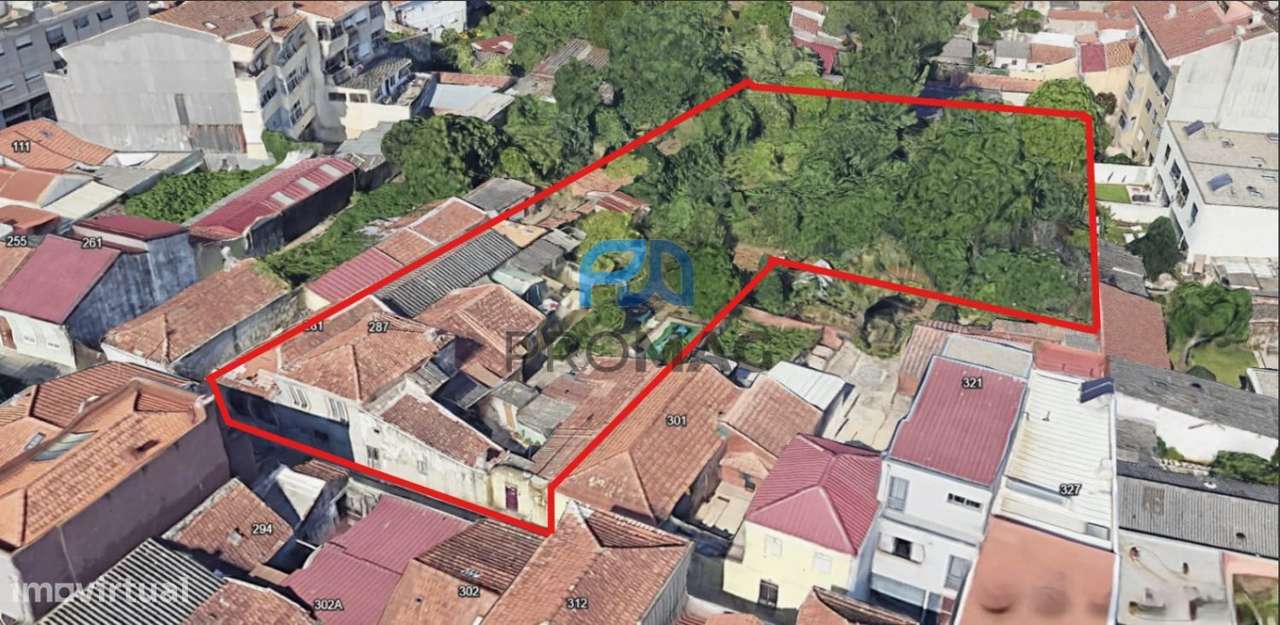 Quatro moradias centenárias em ilha - Grande imagem: 4/6