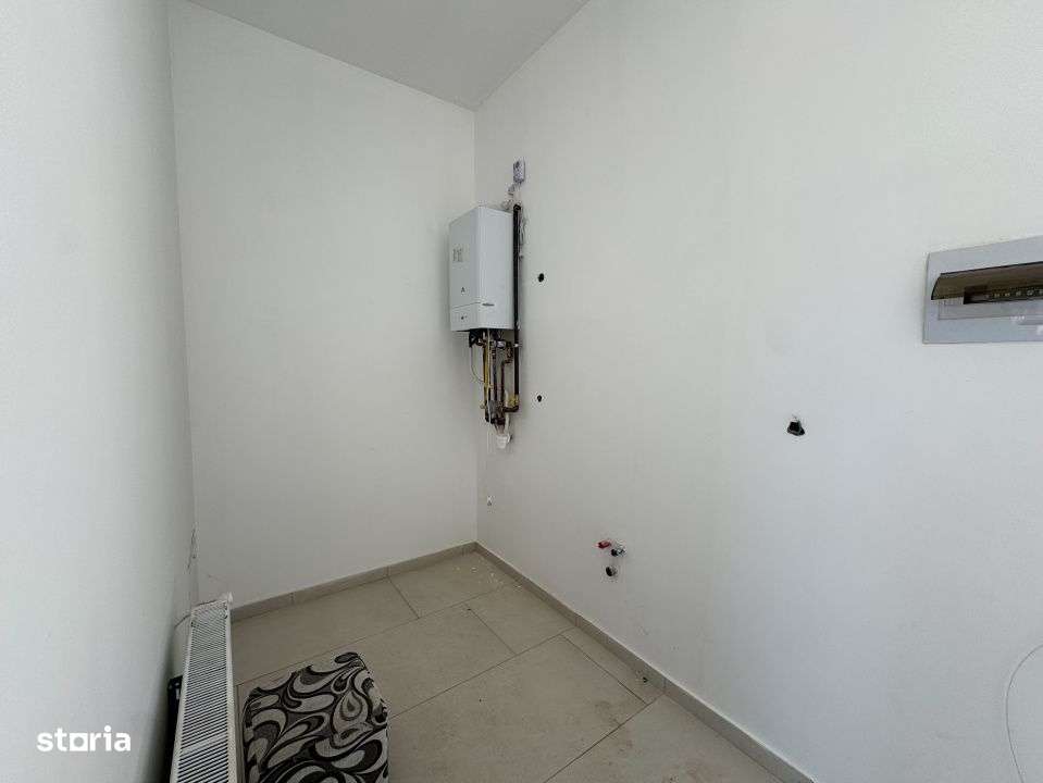 Spatiu comercial, 45 mp utili, vitrina, finisat, zona Podului IRA - Imagine principală: 4/8