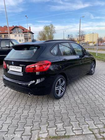 BMW Seria 2 220d Active Tourer Sport Line - 4