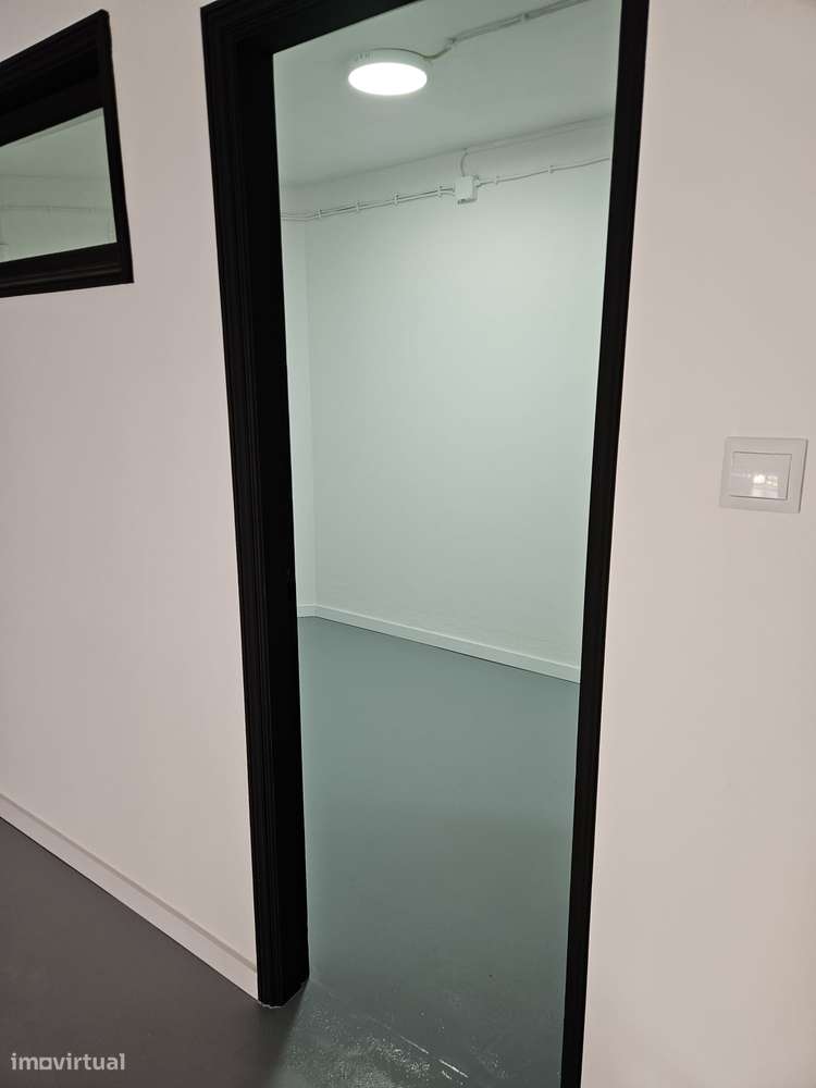 Garagem com excelentes áreas-27