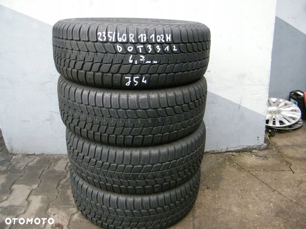 J54 4xZIMA 235/60R17 102H BRIDGESTONE BLIZZAK LM-25 4X4 - 1