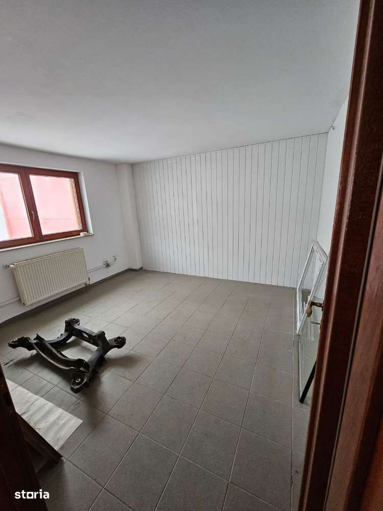Hala depozitare - mica productie / birouri , zona semicentrala !! - Imagine principală: 2/4