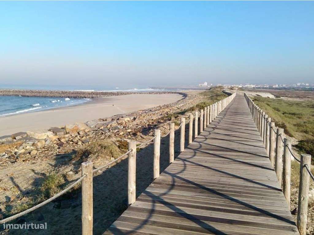 Prédio com projeto aprovado para 9 quartos | Espinho - Grande imagem: 3/5