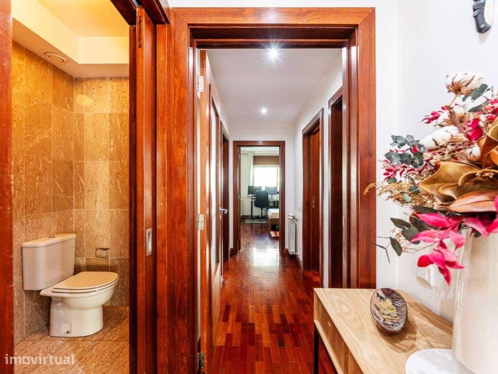 T3 Primeira Linha em Matosinhos Sul, vista mar-13