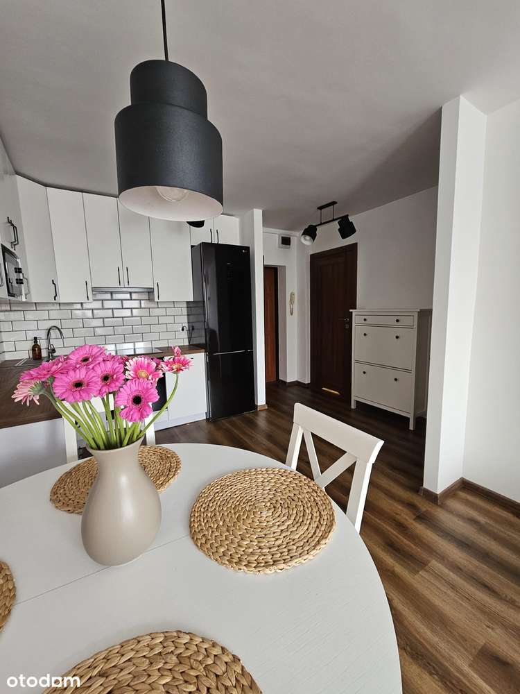 Piękne 2-pokojowe mieszkanie po generalnym remoncie - Pełny obrazek: 3/13