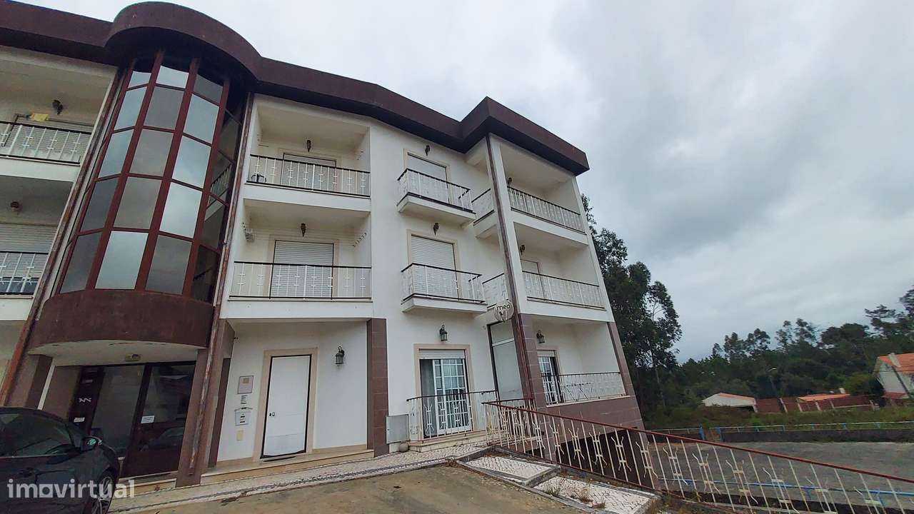 Apartamento T3 c/ garagem - centro de São Mamede - Próximo de Fátima-22